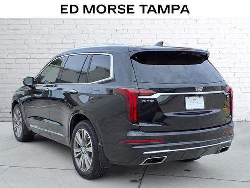 2021 Cadillac XT6 Premium Luxury FWD