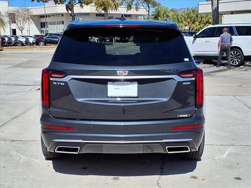2023 Cadillac XT6 Premium Luxury FWD