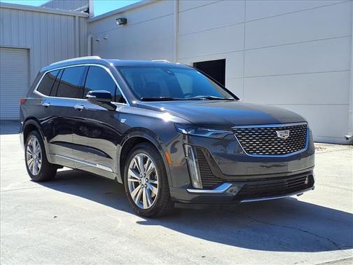 2023 Cadillac XT6 Premium Luxury FWD