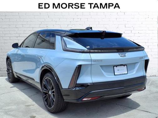 2024 Cadillac LYRIQ Sport