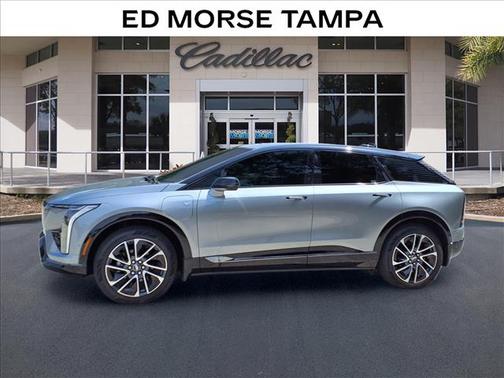 Argent Silver Metallic 2026 Cadillac OPTIQ Sport