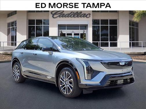 Argent Silver Metallic 2026 Cadillac OPTIQ Sport