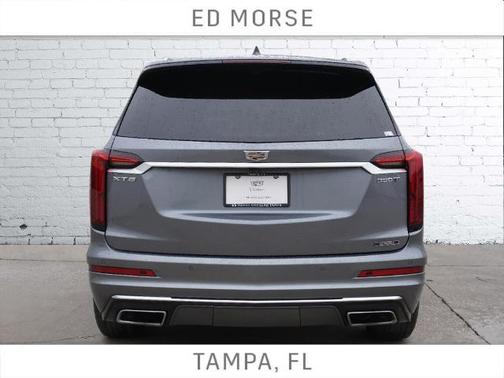 2021 Cadillac XT6 Luxury FWD