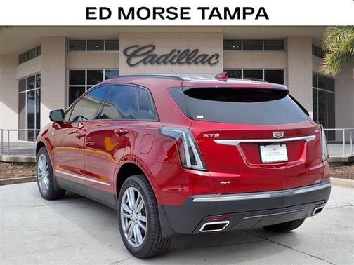 2025 Cadillac XT5 Sport