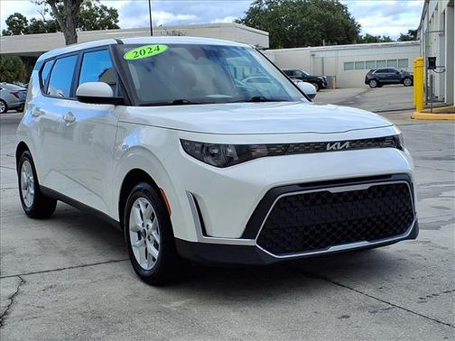 2024 Kia Soul LX