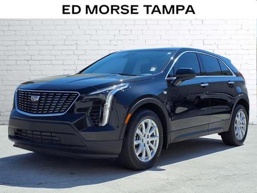 Stellar Black Metallic 2023 Cadillac XT4 Luxury