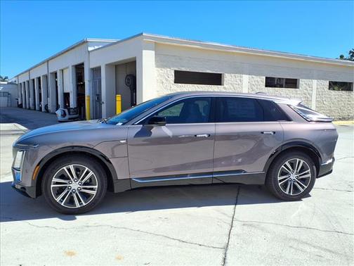 2026 Cadillac LYRIQ Premium Luxury