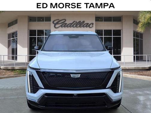 Vibrant White Tricoat 2026 Cadillac VISTIQ Sport