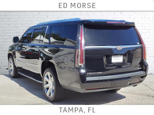 2019 Cadillac Escalade ESV Luxury