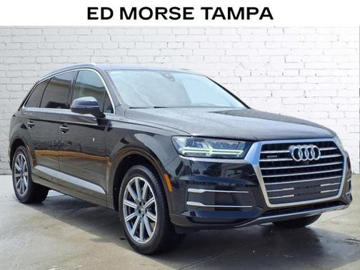 2019 Audi Q7 45 Premium Plus