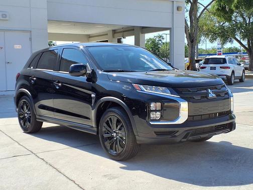 Labrador Black Pearl 2026 Mitsubishi Outlander Sport 2.0 LE