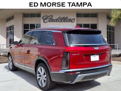 2026 Cadillac VISTIQ Luxury