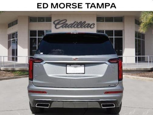 2025 Cadillac XT6 Luxury FWD