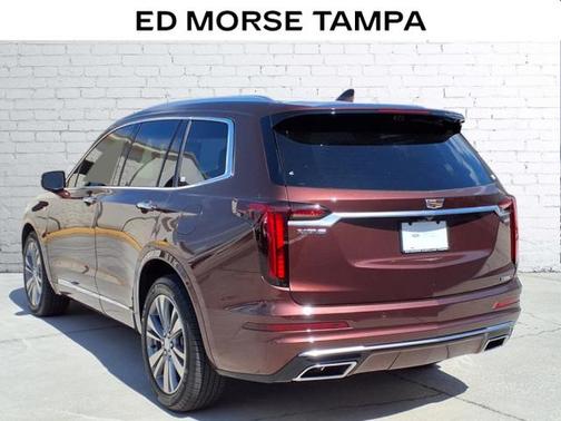 2022 Cadillac XT6 Premium Luxury FWD