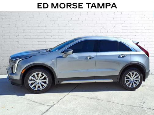 2023 Cadillac XT4 Premium Luxury