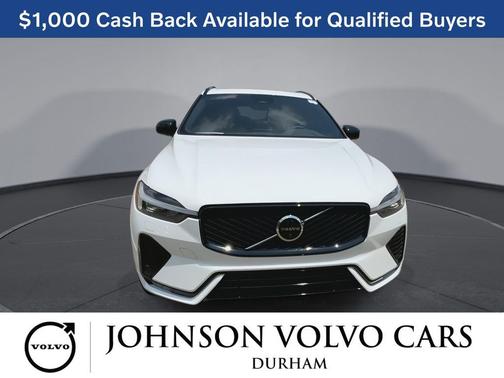 Crystal White Metallic 2026 Volvo XC60 B5 Plus