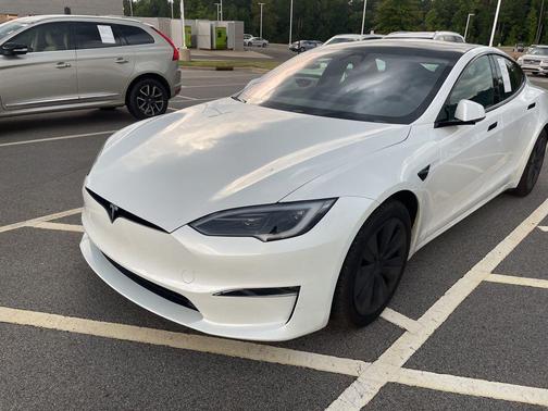 2024 Tesla Model S Plaid