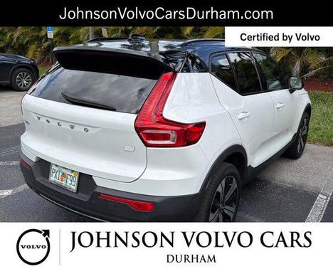 Crystal White Metallic 2023 Volvo XC40 Recharge Pure Electric Twin Plus