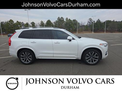 2018 Volvo XC90 T6 Momentum