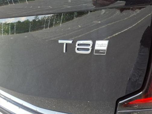 2025 Volvo XC90 Plug-In Hybrid T8 Plus 7-Seater