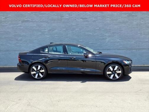 2024 Volvo S60 Recharge Plug-In Hybrid T8 Plus Dark Theme
