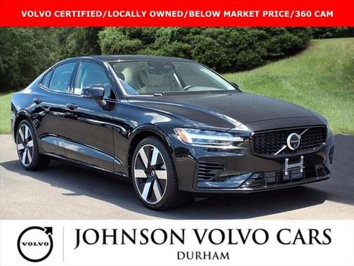 2024 Volvo S60 Recharge Plug-In Hybrid T8 Plus Dark Theme