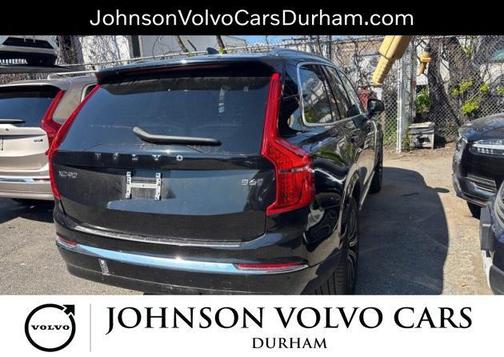 Onyx Black Metallic 2023 Volvo XC90 B6 Plus 7-Seater
