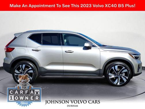 2023 Volvo XC40 B5 Plus Bright Theme