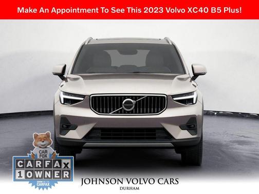 2023 Volvo XC40 B5 Plus Bright Theme