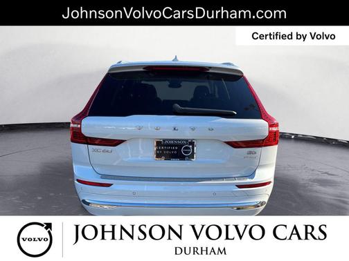 2023 Volvo XC60 B5 Ultimate Bright Theme