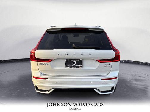 2026 Volvo XC60 B5 Ultra