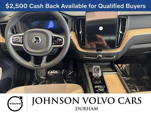 2026 Volvo XC60 B5 Plus