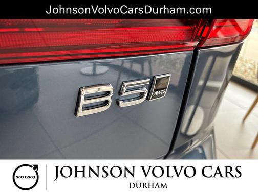 2026 Volvo XC60 B5 Plus