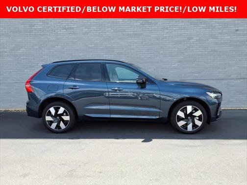 2025 Volvo XC60 Plug-In Hybrid T8 Plus