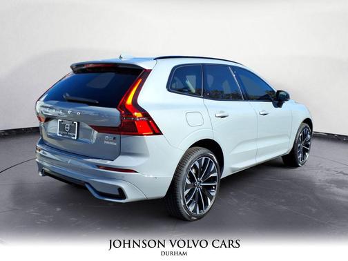 2026 Volvo XC60 B5 Ultra