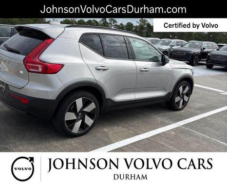 Silver Dawn Metallic 2023 Volvo XC40 Recharge Pure Electric Twin Ultimate