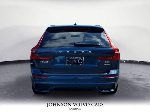 2024 Volvo XC60 B5 Plus Dark Theme