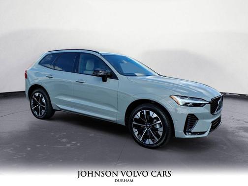 2026 Volvo XC60 B5 Plus