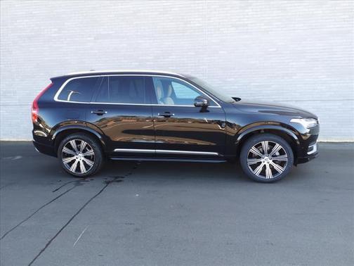 2022 Volvo XC90 T6 Inscription