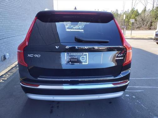 2022 Volvo XC90 T6 Inscription
