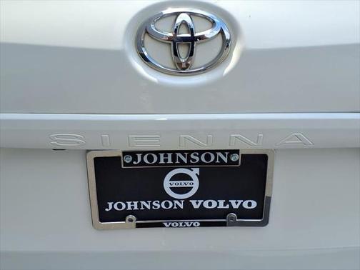 2018 Toyota Sienna XLE