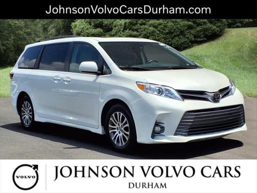 2018 Toyota Sienna XLE