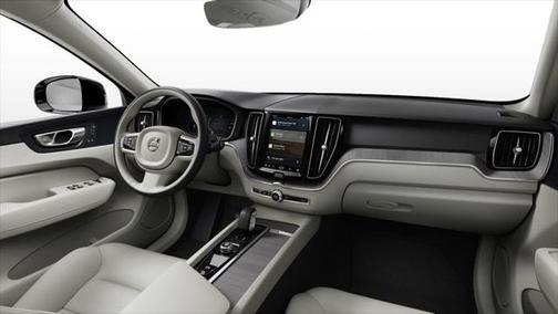 2025 Volvo XC60 Plug-In Hybrid T8 Plus