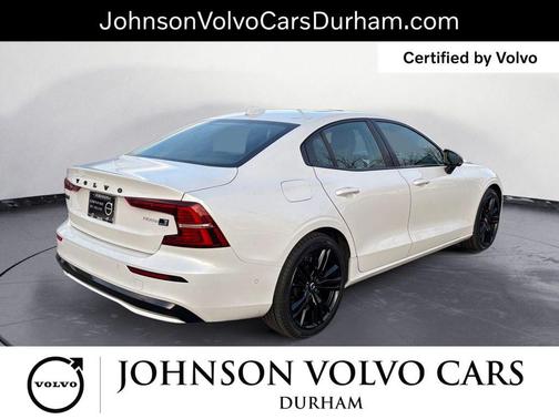 2024 Volvo S60 Recharge Plug-In Hybrid T8 Plus Black Edition