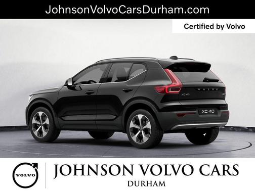 2023 Volvo XC40 B5 Plus Bright Theme