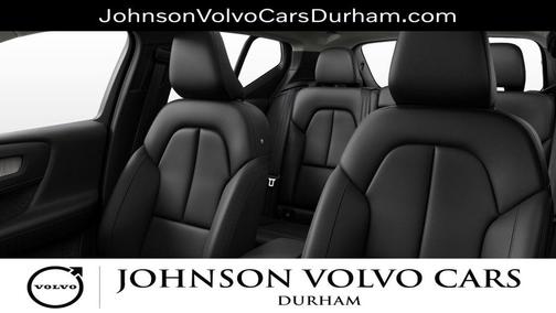 2023 Volvo XC40 B5 Plus Dark Theme