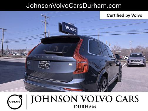 2024 Volvo XC90 Recharge Plug-In Hybrid T8 Ultimate Bright Theme 7-Seater