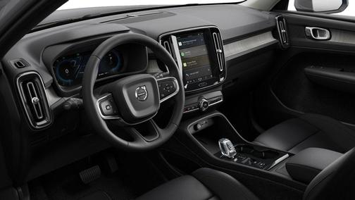 2025 Volvo XC40 B5 Plus Bright Theme