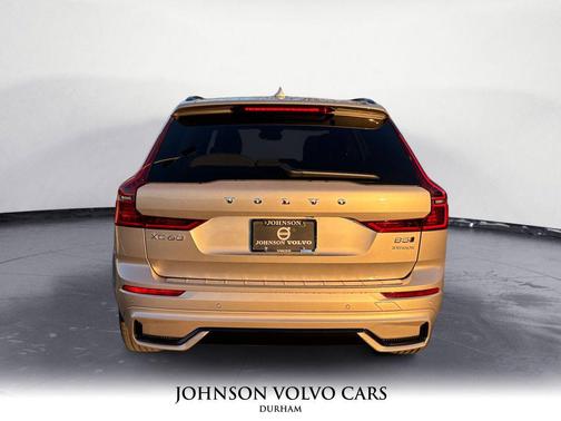 2026 Volvo XC60 B5 Plus