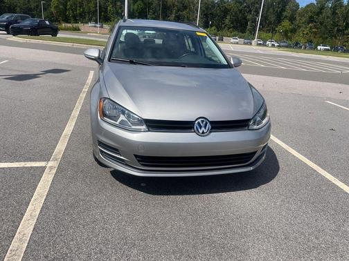 2017 Volkswagen Golf SportWagen TSI S